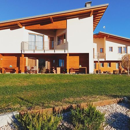 Agritur I Colori Bed & Breakfast Sanzeno Exterior foto