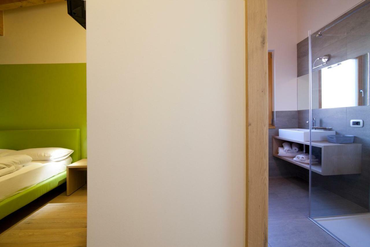 Agritur I Colori Bed & Breakfast Sanzeno Exterior foto