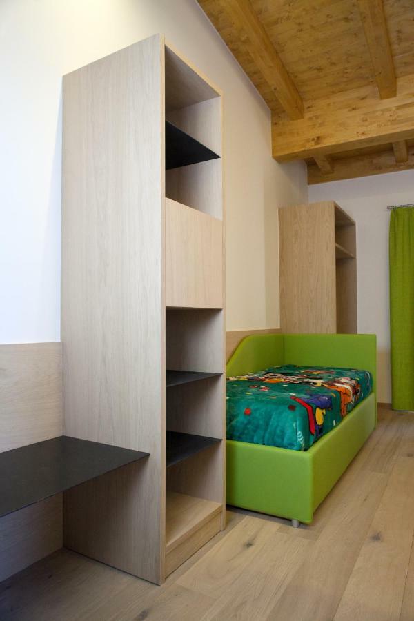Agritur I Colori Bed & Breakfast Sanzeno Exterior foto