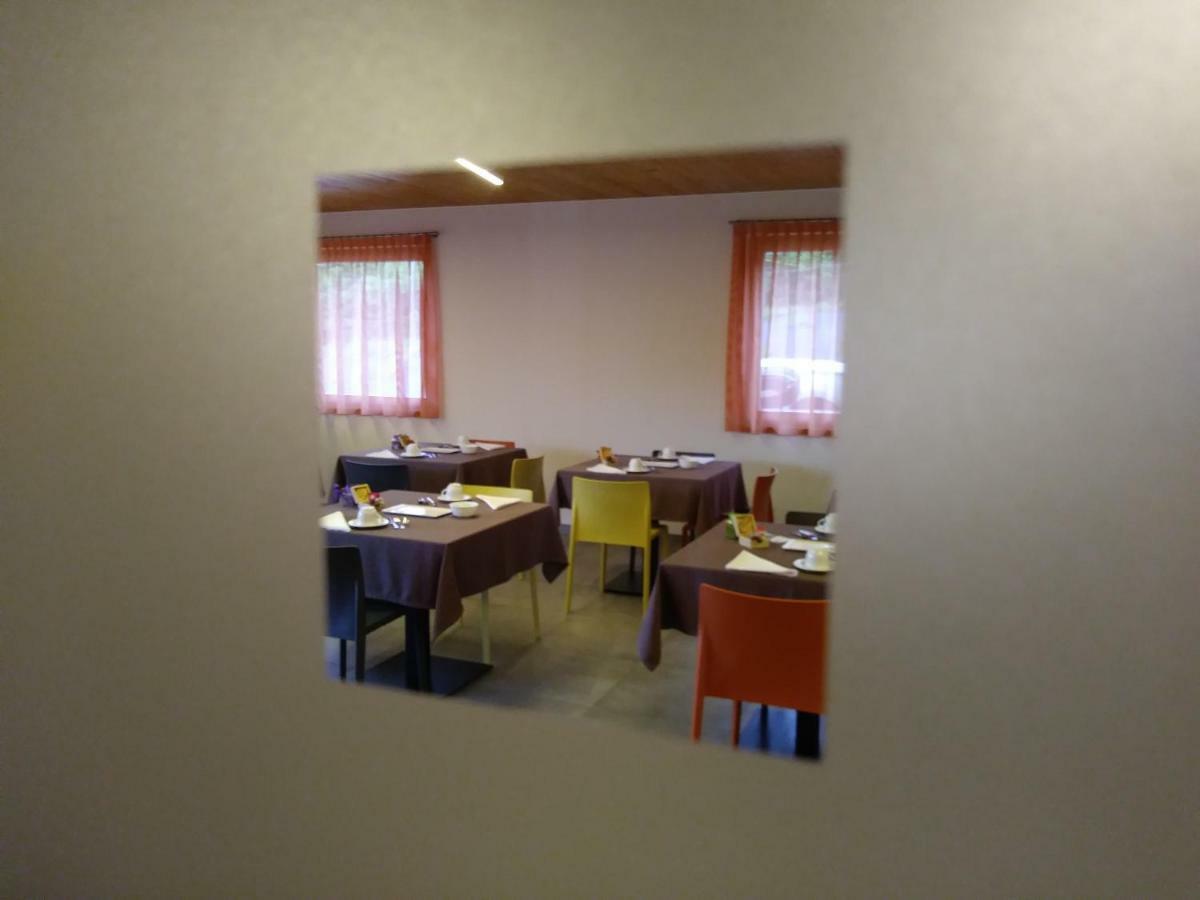 Agritur I Colori Bed & Breakfast Sanzeno Exterior foto