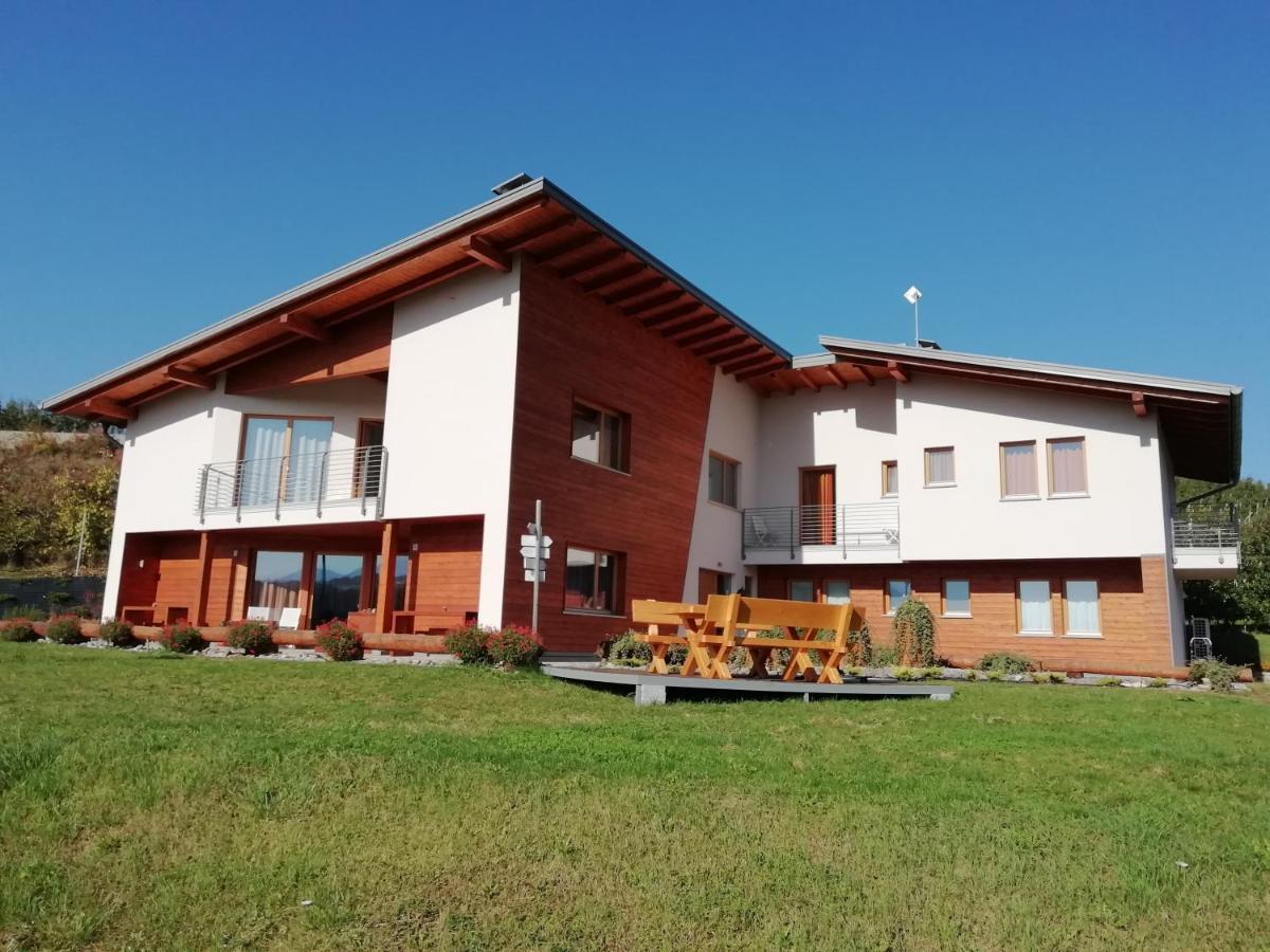 Agritur I Colori Bed & Breakfast Sanzeno Exterior foto